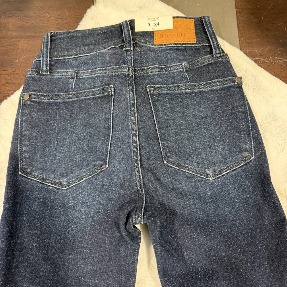 Judy blue Dark Blue Denim Jeans capri fit  size 24 - Picture 4 of 6